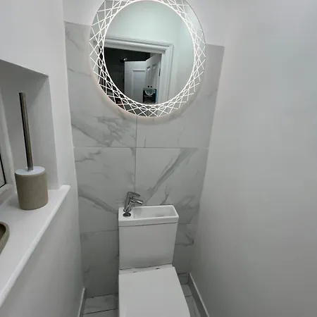Cozy Two Bed In Brixton Next To Station Apartment London Exterior photo
